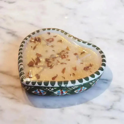 Bougie artisanale cœur en céramique couleur Vert décorée