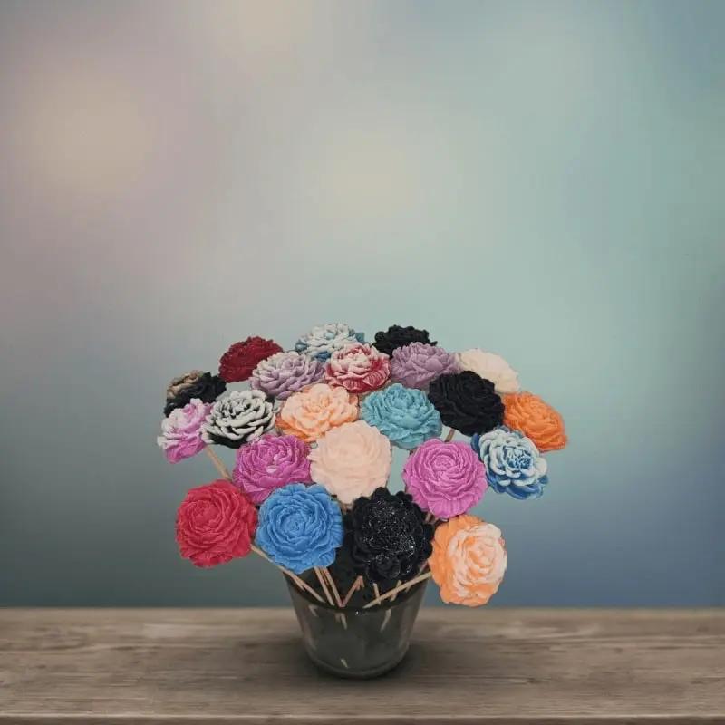 Bouquet de pivoines en cire artisanale, fleurs aux teintes pastel et vives dans un vase élégant – Lulu Baladine